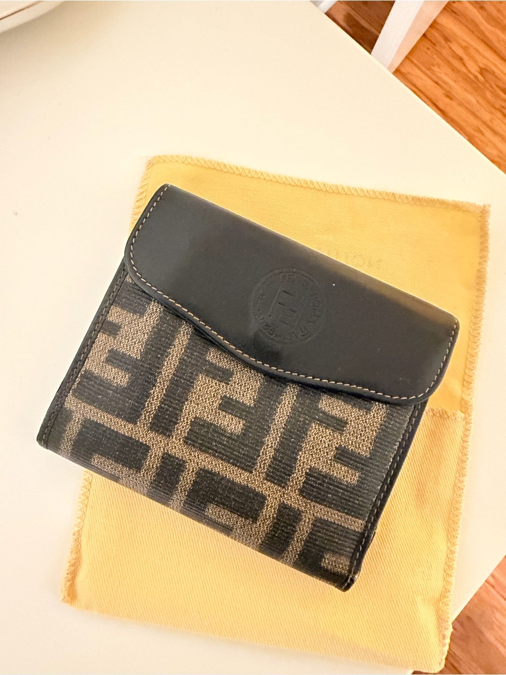 Vintage Fendi Brown & Black FF Canvas Wallet - Picture 7 of 8